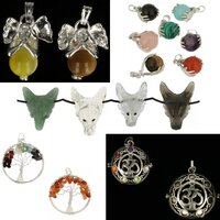 Handjes -wolvenkop -levensboom-engelen en diversen