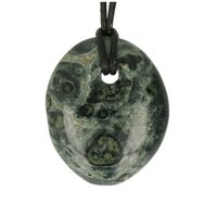 Kambaba  sjamanensteen doorboord