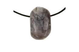 Paarse chalcedoon doorboord