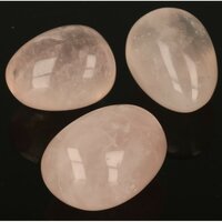 Rozenkwarts uit Madagaskar