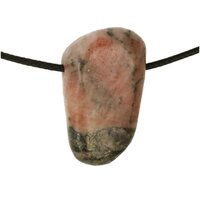 Pyriet met wagneriet en tripliet doorboord + koord