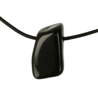 Zwarte Jade uit Australie doorboord