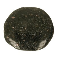 Nuummiet platte steen