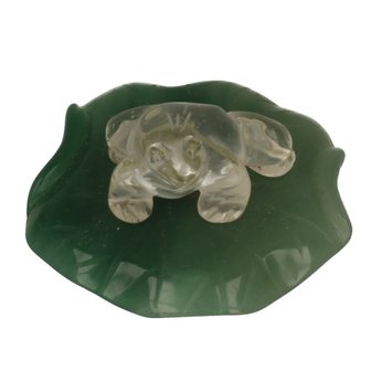 BERGKRISTAL kikker op groene jade