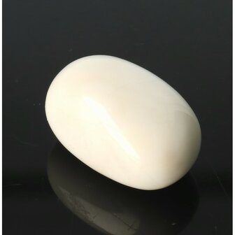 Witte jade