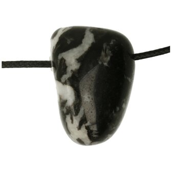 Shell Jaspis  Deze steen die zowel calciet als fossielen bevat geeft je een content en sereen gevoel. Dit kristal aardt en besc