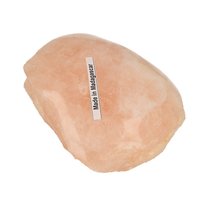 Rozenkwarts sculptuur half gepolijst en half ruw