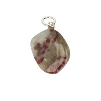 roze tourmalijn in kwarts