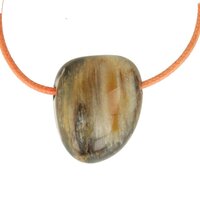 Versteend hout opaal doorboord incl koord