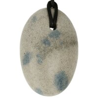 Azuriet-in-moedergesteente-uit-Madagaskar doorboord incl koord