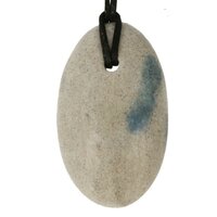 Azuriet-in-moedergesteente-uit-Madagaskar doorboord incl koord