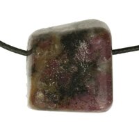 Victoriet (spinel in Biotiet doorb incl koord