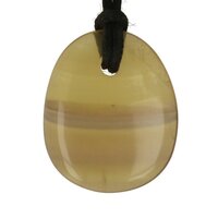 Gele fluoriet platte steen doorboord + koord