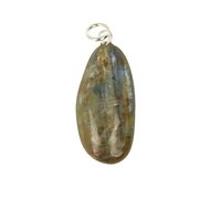 Kristallijne kyaniet