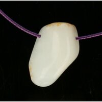 Witte Opaal doorboord + koord