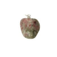 Thuliet in Veldspaat