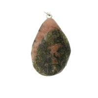 Pyriet met wagneriet en tripliet