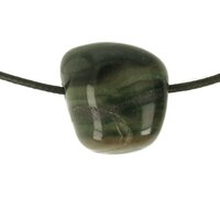 Hematiet met  groene Jaspis doorboord